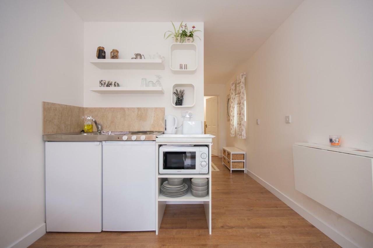 Garden Studio Apartment St Andrews - Free Parking Екстериор снимка