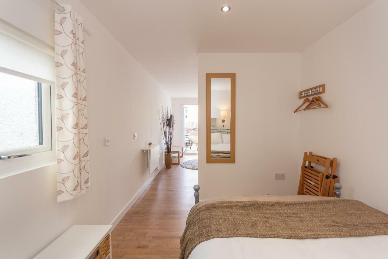 Garden Studio Apartment St Andrews - Free Parking Екстериор снимка